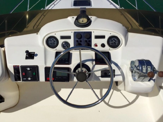 Sealine 360 Statesman usata in vendita