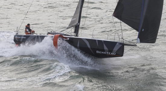 Beneteau Figaro III nuova in vendita