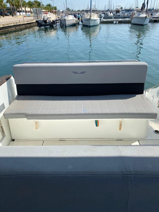 Beneteau Flyer 8.8 Spacedeck usado à venda