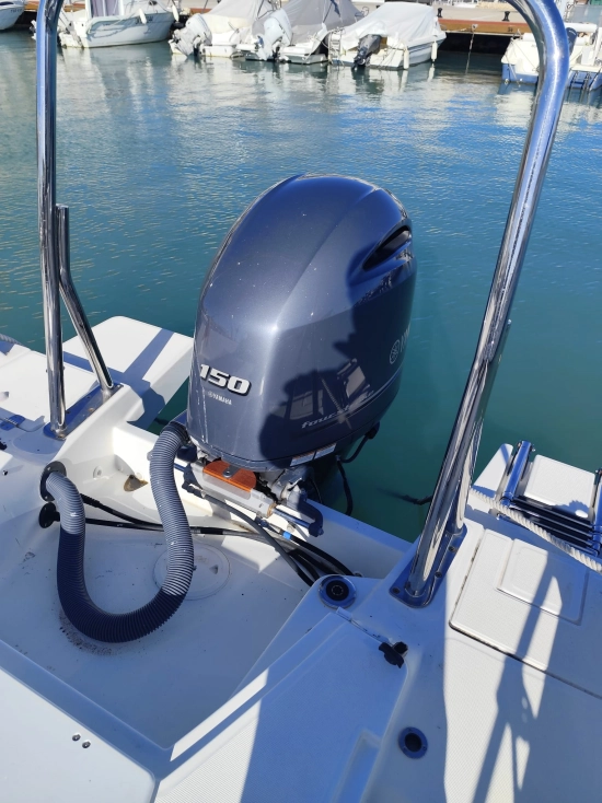 Beneteau Flyer 6.6 SUNdeck usado à venda