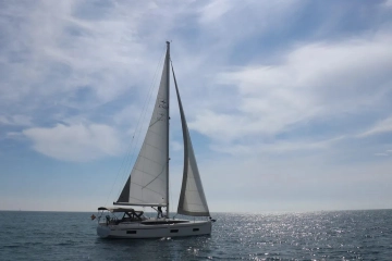 Bavaria Yachts C42 usado à venda