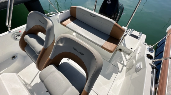 Beneteau Flyer 6 SUNdeck preowned for sale
