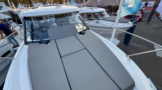 Beneteau Antares 9 OB brand new for sale