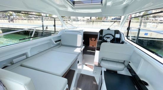 Beneteau Antares 8 OB nuevo en venta