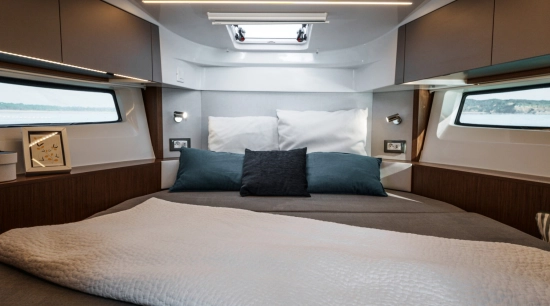 Beneteau Antares 9 OB nuevo en venta