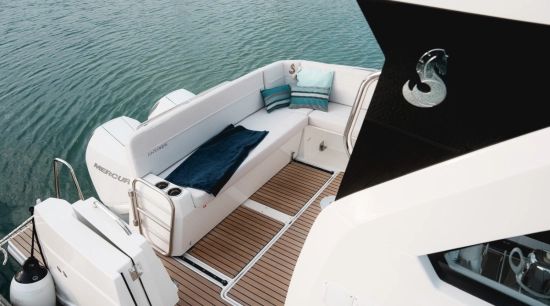 Beneteau Antares 9 OB nuevo en venta