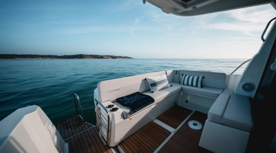 Beneteau Antares 9 OB nuevo en venta
