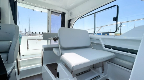 Beneteau Antares 8 OB nuevo en venta
