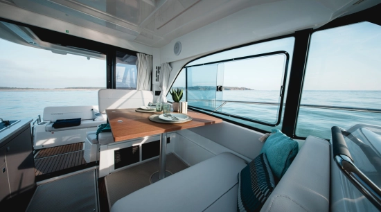 Beneteau Antares 9 OB nuevo en venta