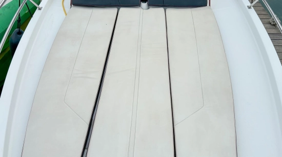 Beneteau Flyer 8.8 SUNdeck usado à venda