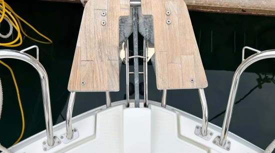 Beneteau Flyer 8.8 SUNdeck usado à venda