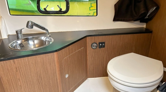 Beneteau Flyer 8.8 SUNdeck usado à venda