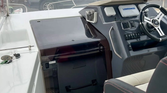 Beneteau Flyer 8.8 SUNdeck usado à venda