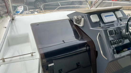 Beneteau Flyer 8.8 SUNdeck usado à venda