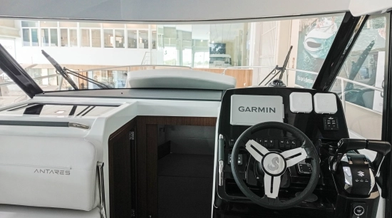 Beneteau Antares 9 OB nuevo en venta