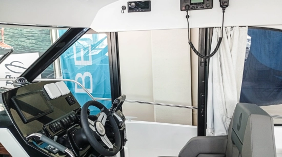 Beneteau Antares 9 OB nuevo en venta