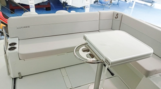 Beneteau Antares 9 OB nuevo en venta
