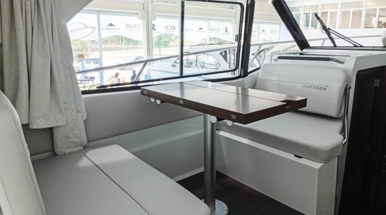 Beneteau Antares 9 OB nuevo en venta