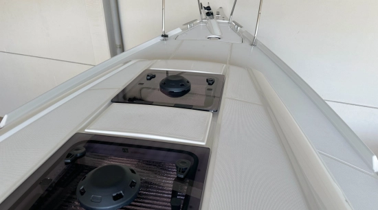 Beneteau Oceanis 30.1 novos à venda