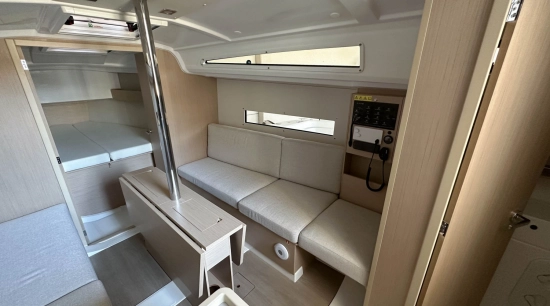 Beneteau Oceanis 30.1 novos à venda