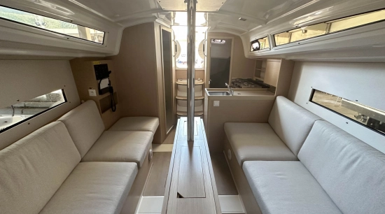 Beneteau Oceanis 30.1 novos à venda