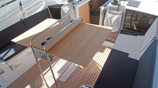 Beneteau Oceanis 41.1 usata in vendita