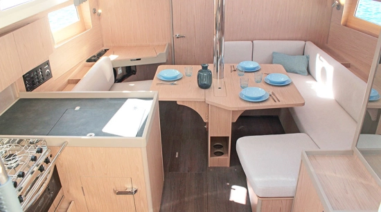 Beneteau Oceanis 41.1 usata in vendita