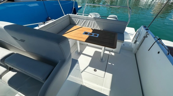 Beneteau Flyer 9 SUNdeck usado à venda