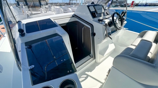 Beneteau Flyer 9 SUNdeck usado à venda