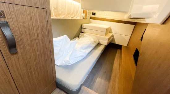 Beneteau Antares 12 Fly de segunda mano en venta