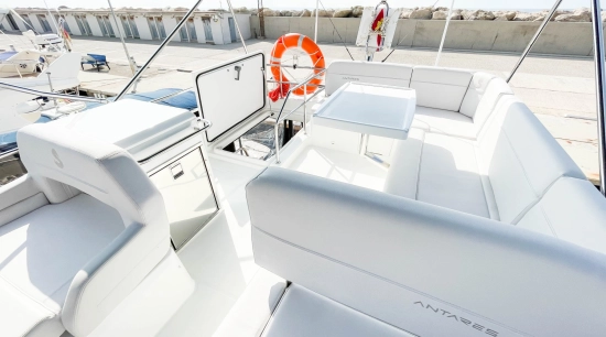 Beneteau Antares 12 Fly de segunda mano en venta