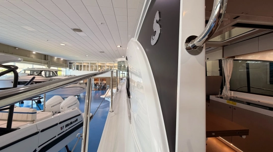 Beneteau Antares 11 Coupe novos à venda