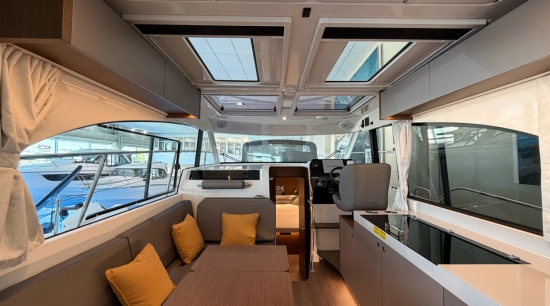 Beneteau Antares 11 Coupe novos à venda