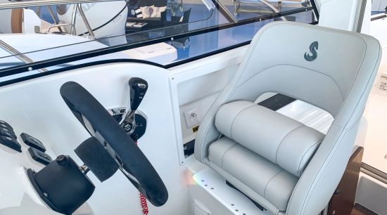 Beneteau Antares 7 OB nuevo en venta