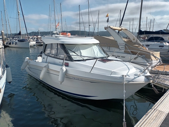 Beneteau Antares 780 preowned for sale