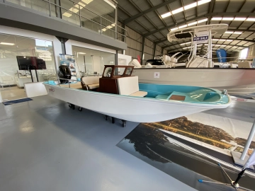 Boston Whaler Eastport usado à venda