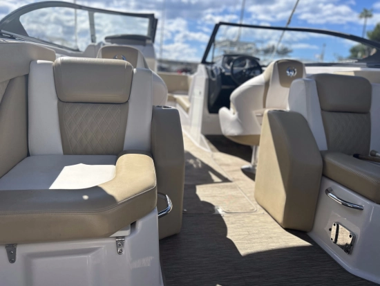 Scarab 255 Platinum usata in vendita