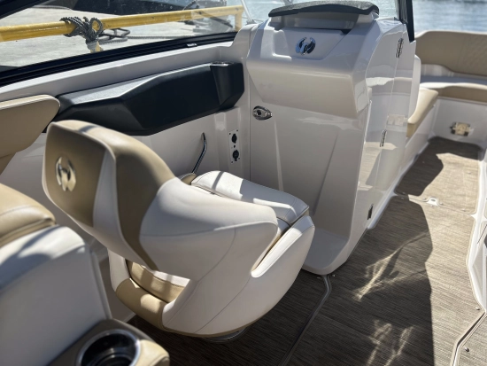 Scarab 255 Platinum usata in vendita
