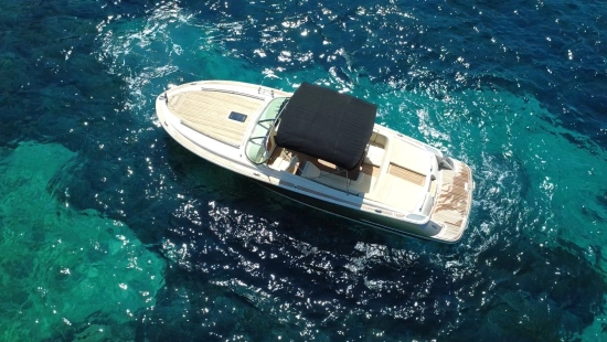 Chris Craft Corsair 28 usado à venda