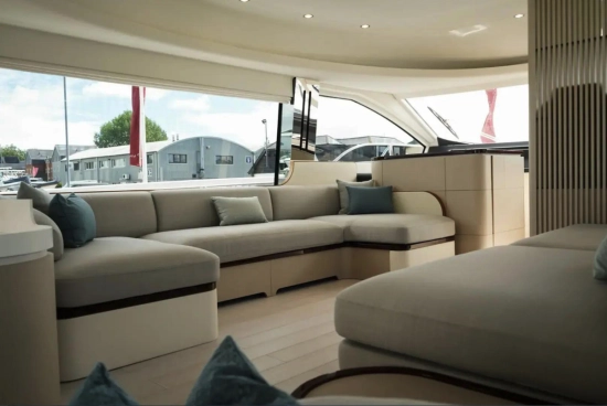Azimut 68 FLY nuevo en venta