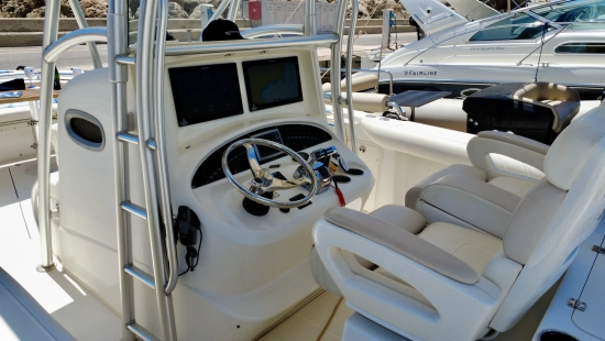 Boston Whaler 320 Outrage de segunda mano en venta