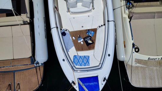 Boston Whaler 320 Outrage de segunda mano en venta