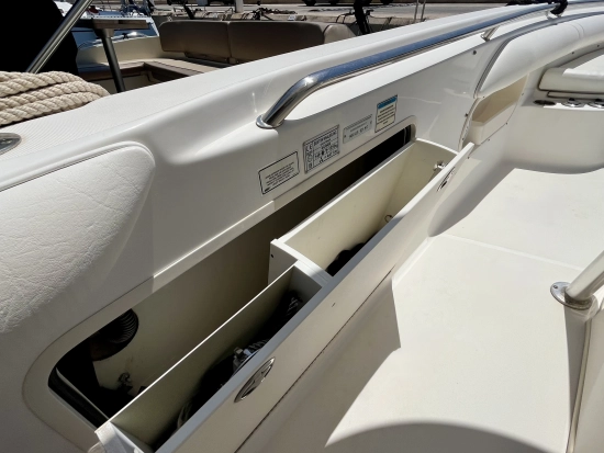Boston Whaler 320 Outrage de segunda mano en venta