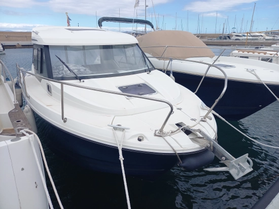 Jeanneau Merry Fisher 795 preowned for sale