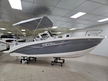 Trimarchi Petra nuevo en venta