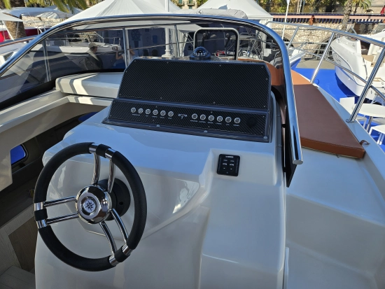 Trimarchi Dylet 85 novos à venda