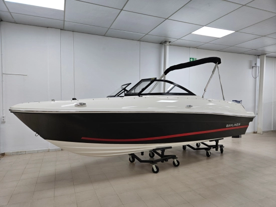 Bayliner VR4 novos à venda