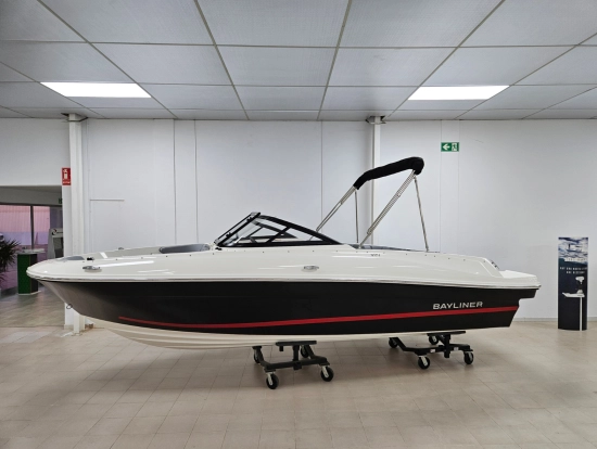 Bayliner VR4 novos à venda