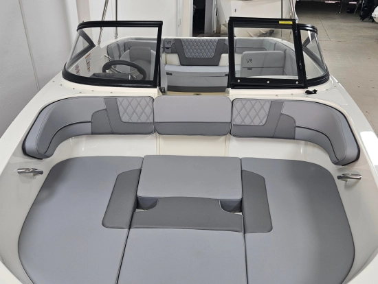 Bayliner VR4 novos à venda