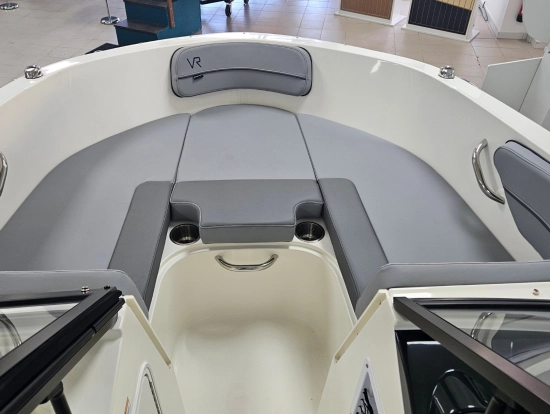Bayliner VR4 novos à venda